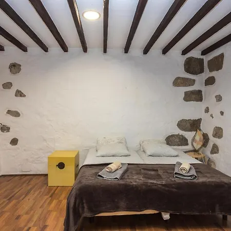 Flatguest La Casona Roja 산타 비르지타
