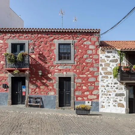 Flatguest La Casona Roja *