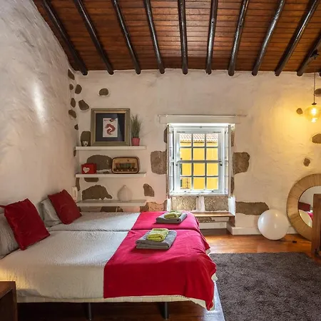 Feriehus Flatguest La Casona Roja *