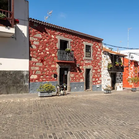 Feriehus Flatguest La Casona Roja